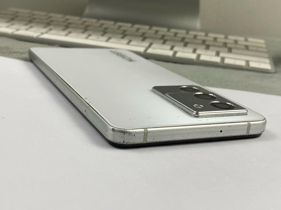 Lenovo Legion Y70 8/128G - 72753-duoc-ban-tai-Điện Thoại Xanh