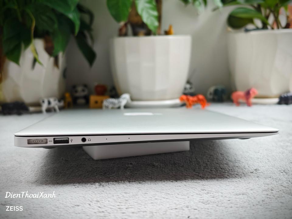 Macbook Air 13 inch 2015 4/128G - UG940-duoc-ban-tai-Điện Thoại Xanh