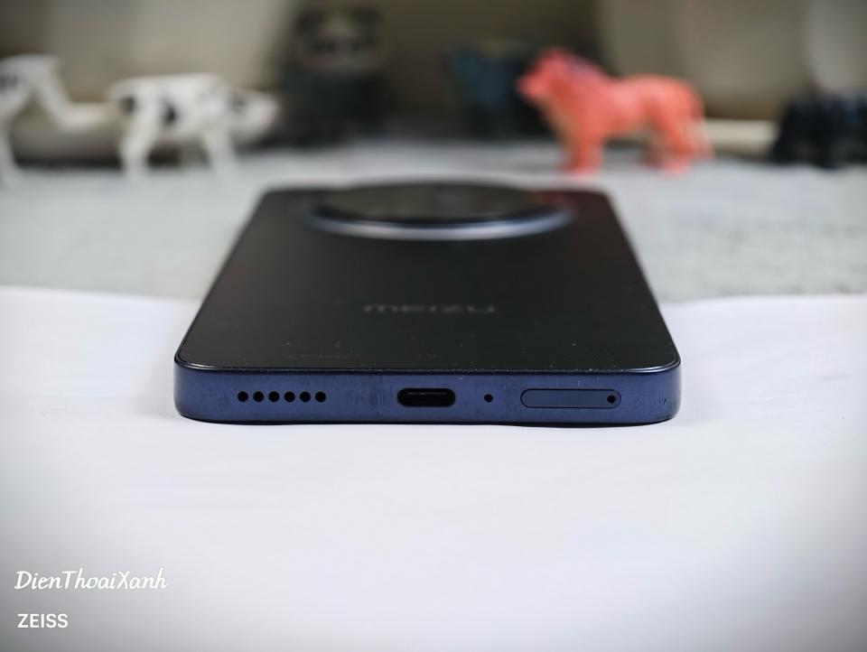 Meizu Lucky 08 12/256G - 69066-duoc-ban-tai-Điện Thoại Xanh