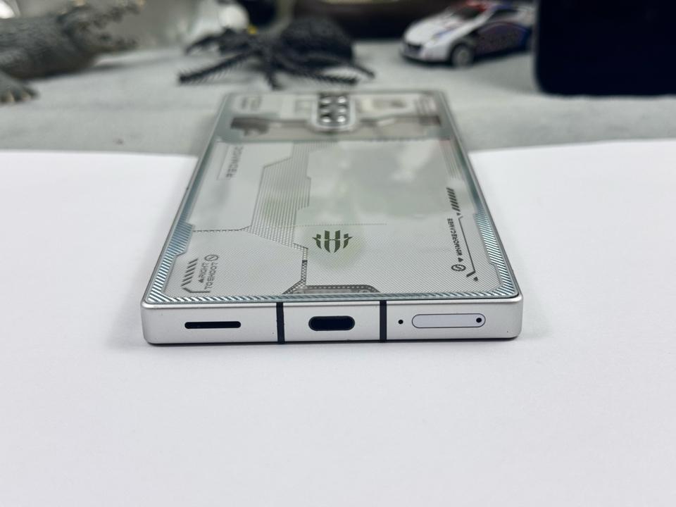 Điện Thoại Xanh . Redmi Magic 8 Pro 16/512G - 68827