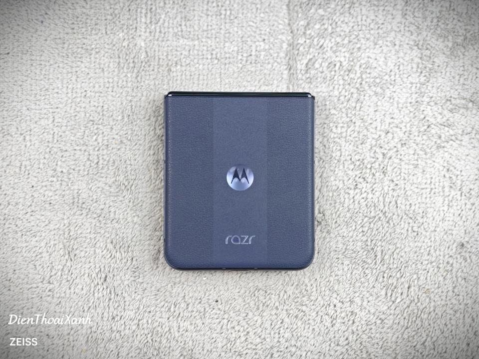 Motorola Razr+ 2024(Razr 50 Ultra) 12/256G - 79571-duoc-ban-tai-Điện Thoại Xanh