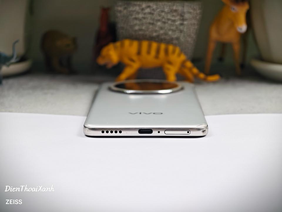 Vivo Y300 Pro 12/512G - 55291-duoc-ban-tai-Điện Thoại Xanh