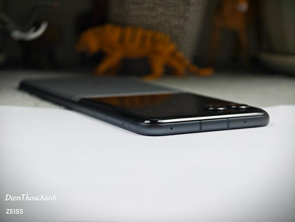 Moto Razr 2024 8/256G - 62075-duoc-ban-tai-Điện Thoại Xanh