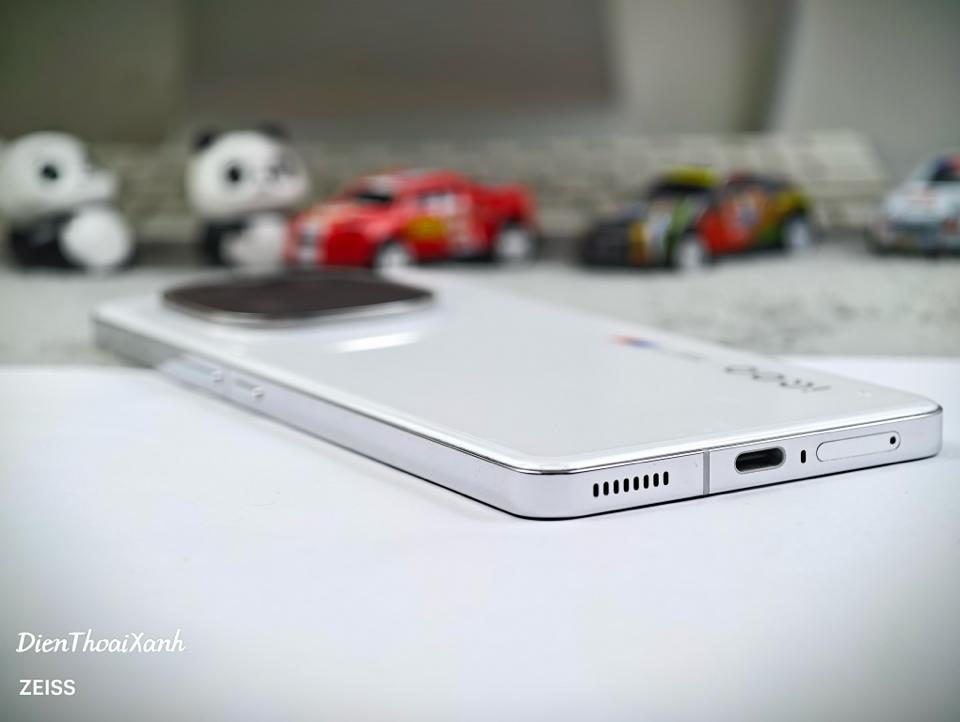 IQOO 12 16/512G - 89155-duoc-ban-tai-Điện Thoại Xanh
