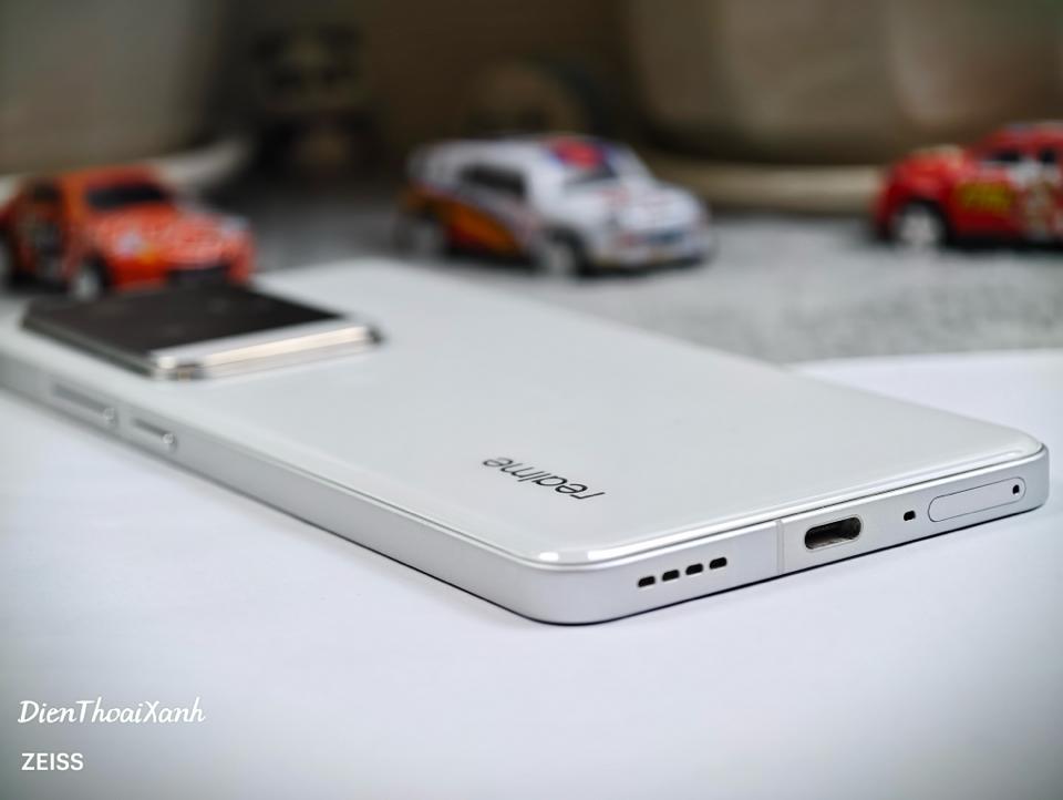 Realme GT6 12/256G - 07992-duoc-ban-tai-Điện Thoại Xanh