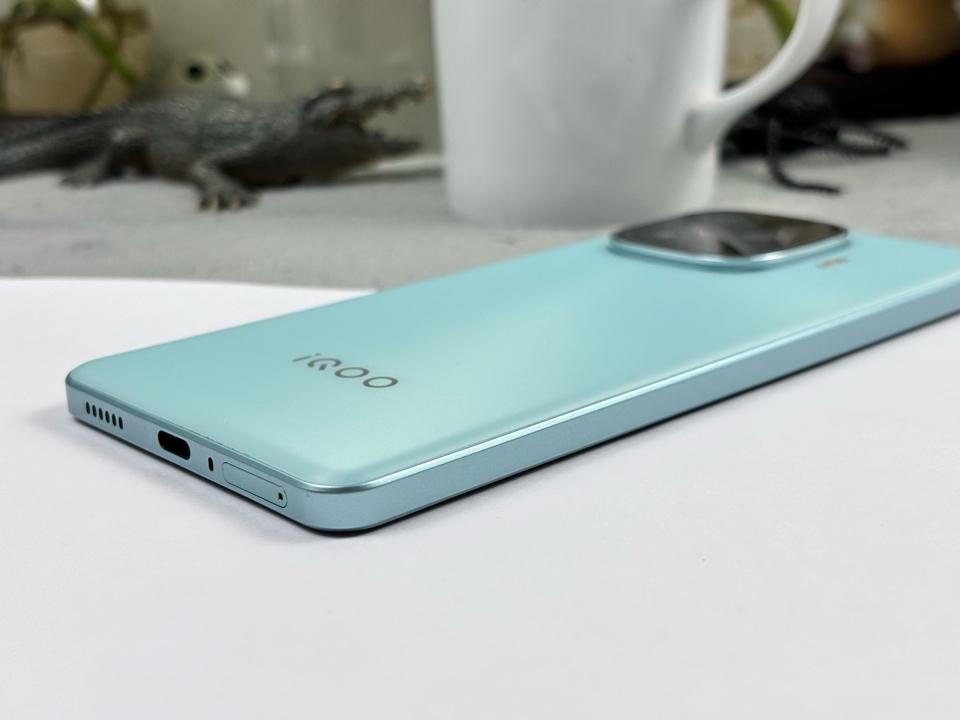 IQOO Z9 Turbo 12/256G - 67573-duoc-ban-tai-Điện Thoại Xanh