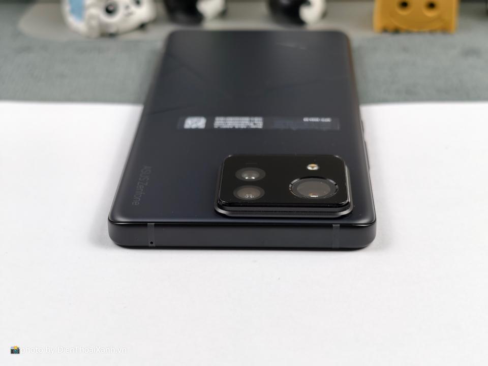 Asus Zenfone 11 Ultra 12/256G - 74930-duoc-ban-tai-Điện Thoại Xanh