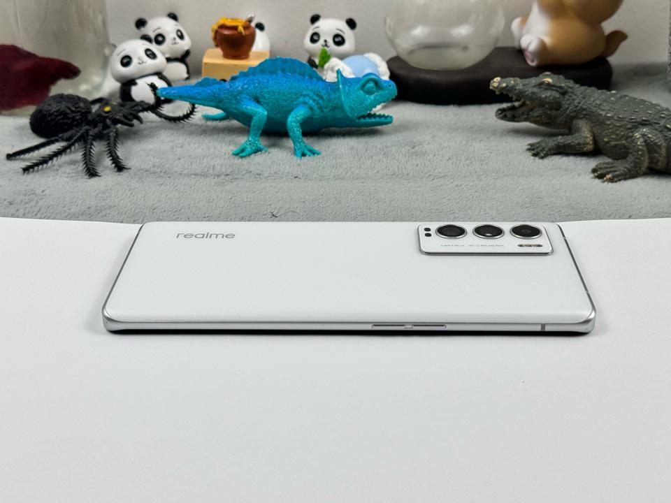 Realme GT Master Explorer Edition 8/128G - 44093-duoc-ban-tai-Điện Thoại Xanh