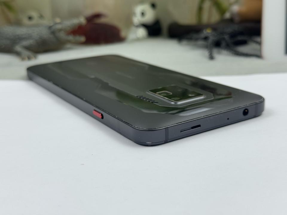 Red Magic 7 Pro 12/256G - 34360-duoc-ban-tai-Điện Thoại Xanh
