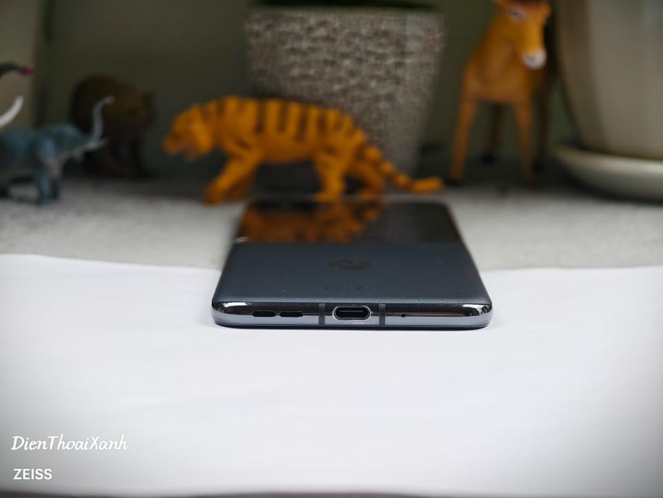 Moto Razr 40 Ultra 8/256G - 63553-duoc-ban-tai-Điện Thoại Xanh