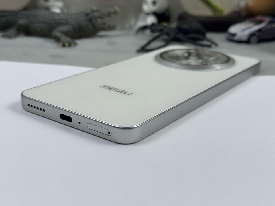 Meizu Lucky 08 8/256G - 86389-duoc-ban-tai-Điện Thoại Xanh