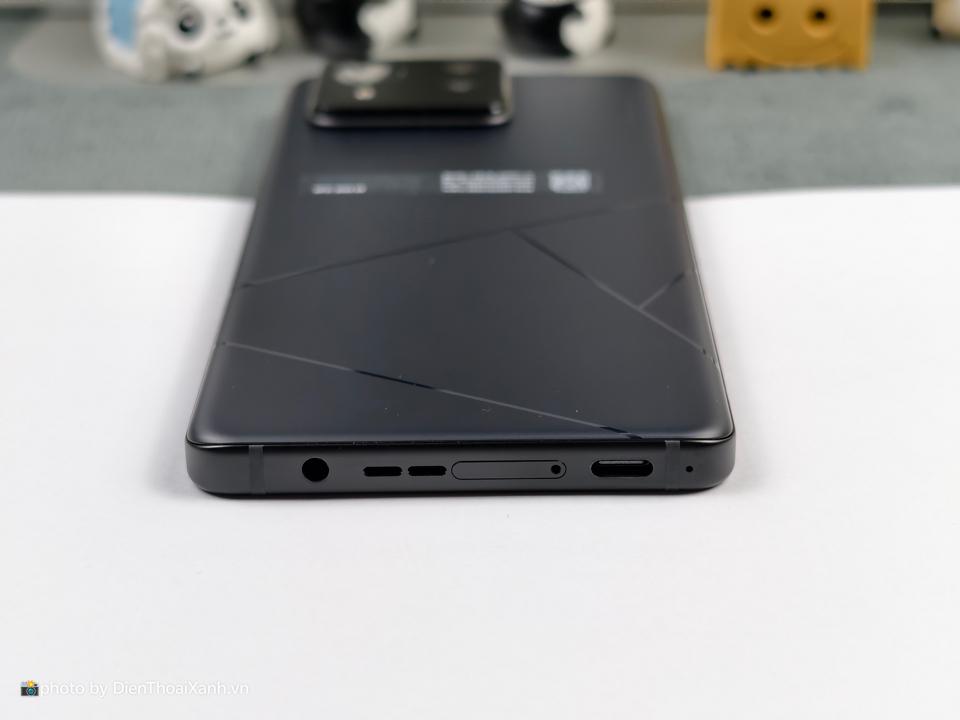 Asus Zenfone 11 Ultra 12/256G - 74930-duoc-ban-tai-Điện Thoại Xanh