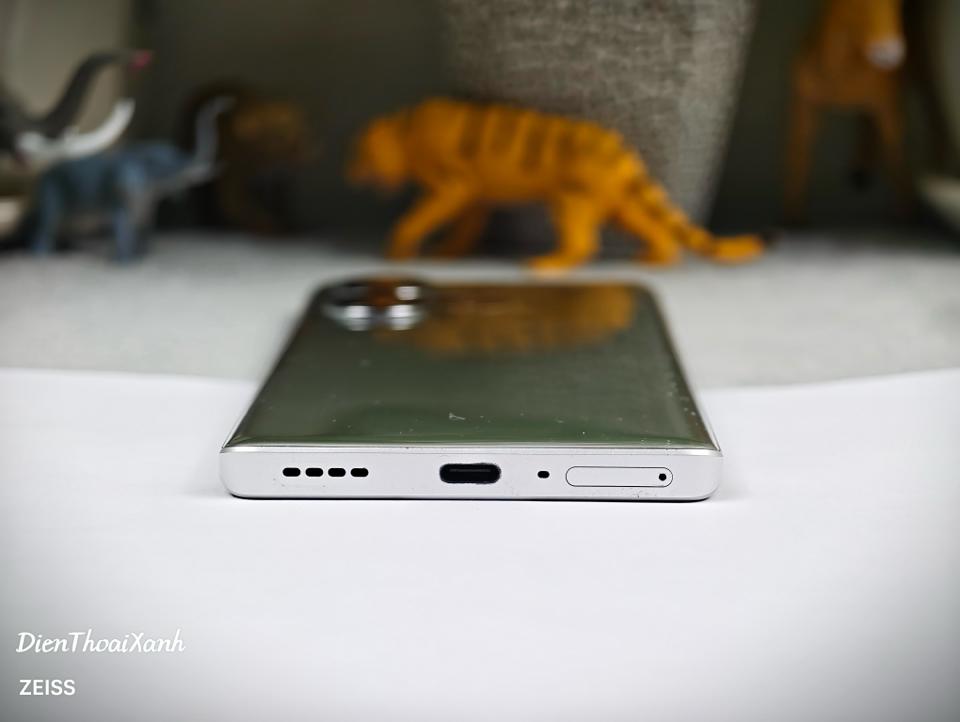 Realme GT Neo 6 SE 12/256G - 75815-duoc-ban-tai-Điện Thoại Xanh