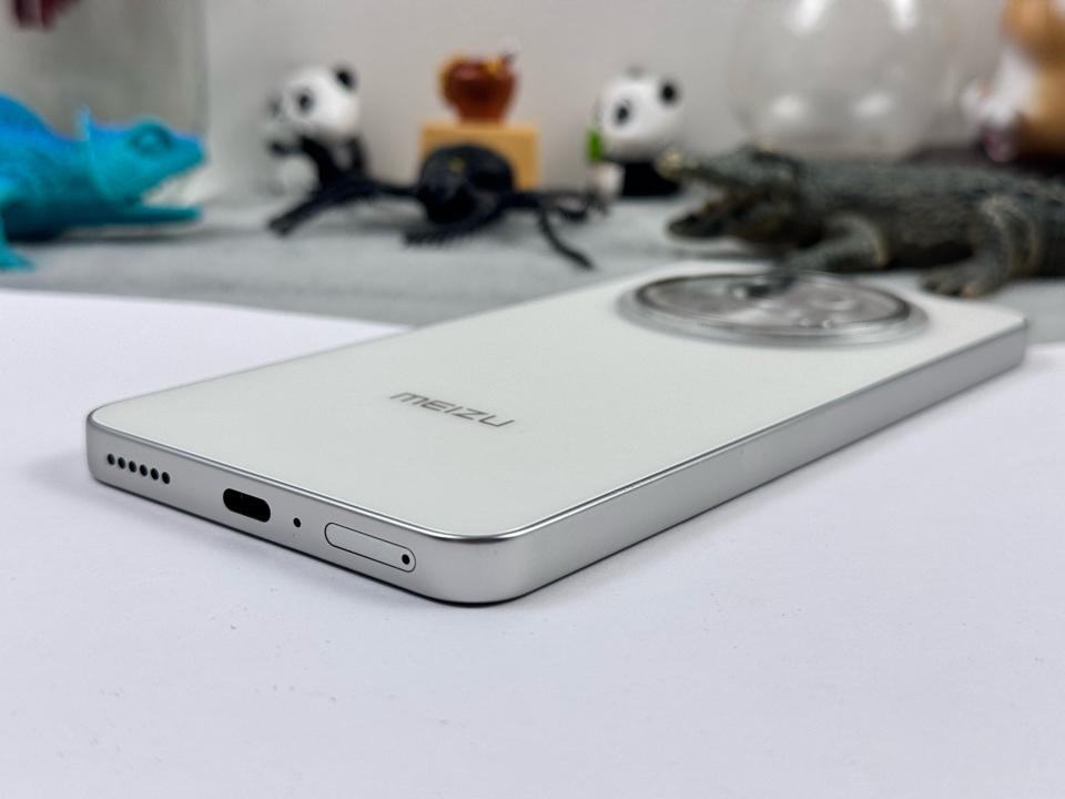 Meizu Lucky08 8/256G - 00883-duoc-ban-tai-Điện Thoại Xanh