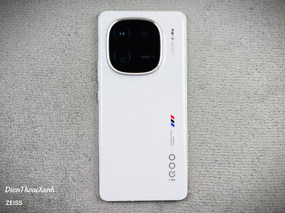 iQOO 12 16/512G - 60913-duoc-ban-tai-Điện Thoại Xanh