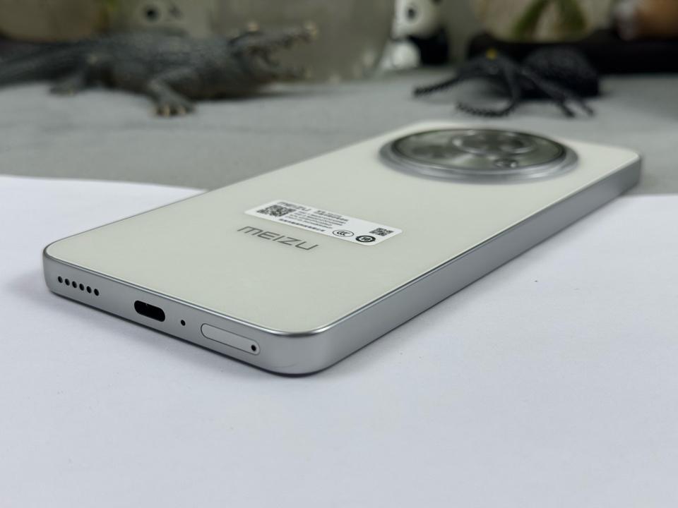 Meizu Lucky 08 8/256G - 05981-duoc-ban-tai-Điện Thoại Xanh