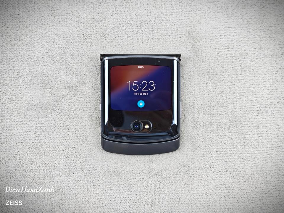 Moto Razr 5G 2020 8/256G - 05498-duoc-ban-tai-Điện Thoại Xanh