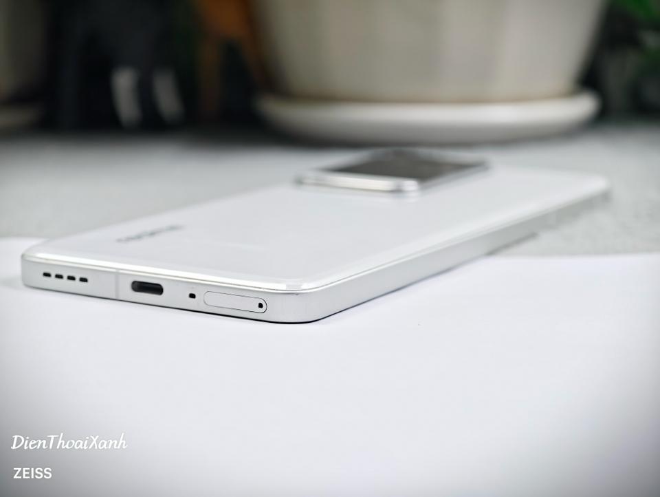 Realme GT6 12/256G - 85876-duoc-ban-tai-Điện Thoại Xanh