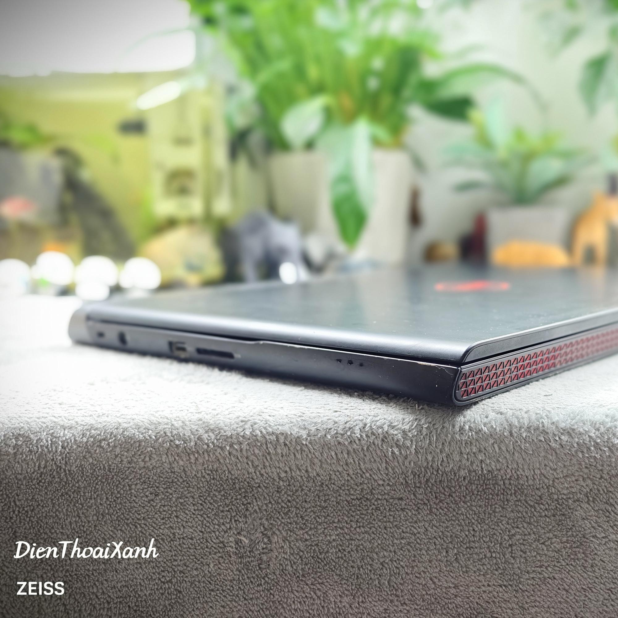 Dell Inspiron 15 7576 8/128G SSD+1T HDD - 0WZ32-duoc-ban-tai-Điện Thoại Xanh