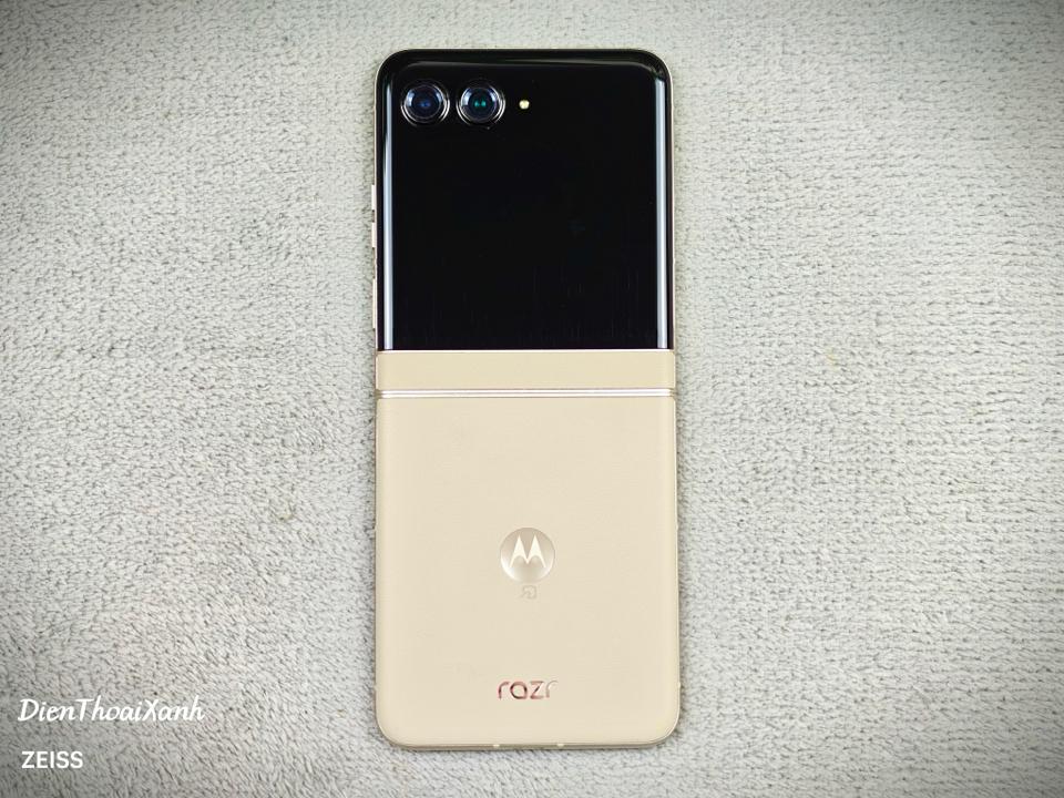 Moto Razr 50 8/256G - 62436-duoc-ban-tai-Điện Thoại Xanh