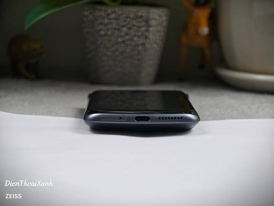 Moto Razr 5G 2020 8/256G - 05498-duoc-ban-tai-Điện Thoại Xanh