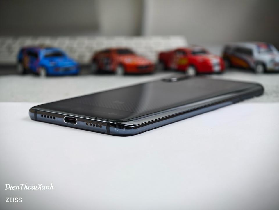 Xiaomi 8 UD 6/128G - 62038-duoc-ban-tai-Điện Thoại Xanh