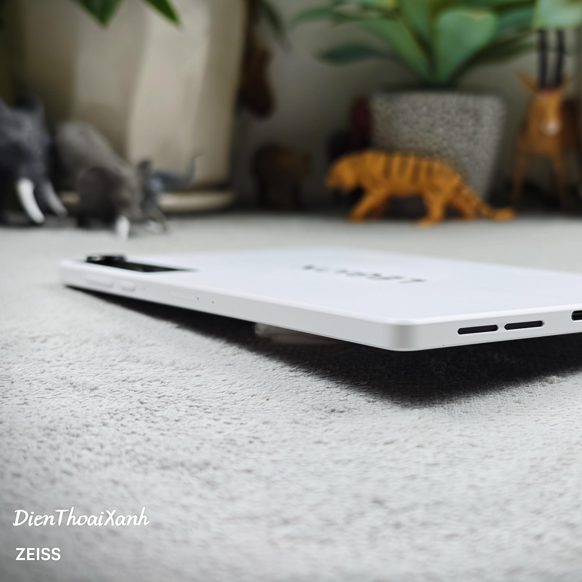 Lenovo Legion Y700 Gen 5 12/256G - HD2QT-duoc-ban-tai-Điện Thoại Xanh