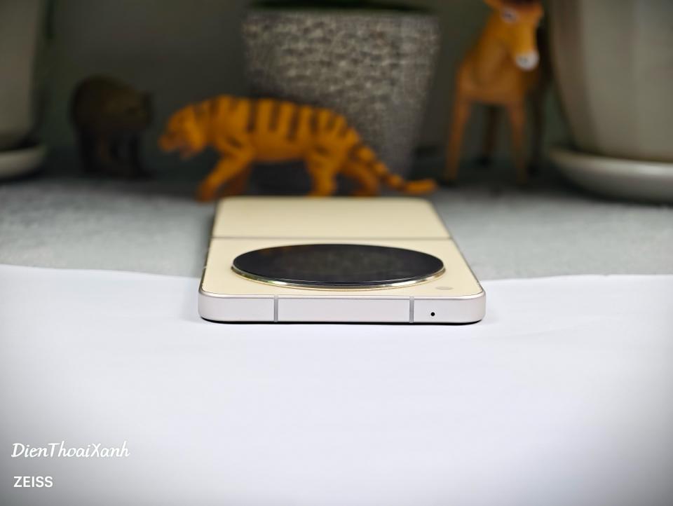 Nubia Flip 1 12/512G - 98013-duoc-ban-tai-Điện Thoại Xanh