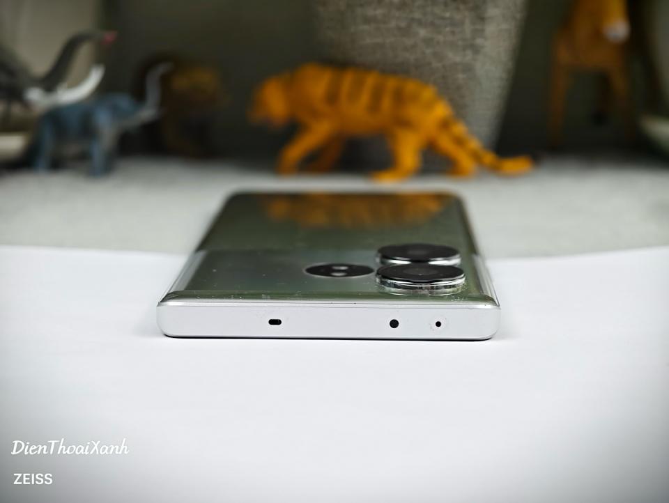 Realme GT Neo 6 SE 12/256G - 75815-duoc-ban-tai-Điện Thoại Xanh