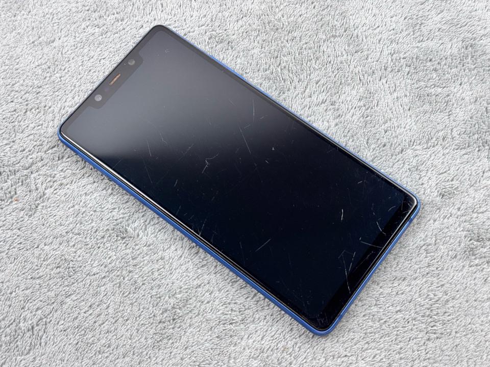 Xiaomi 8 SE 6/64G - (27331,86519,9157120793,31277)-duoc-ban-tai-Điện Thoại Xanh