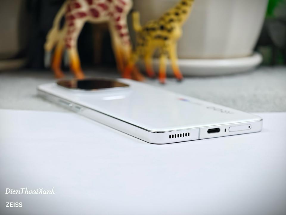 iQOO 12 12/512G - 45372-duoc-ban-tai-Điện Thoại Xanh