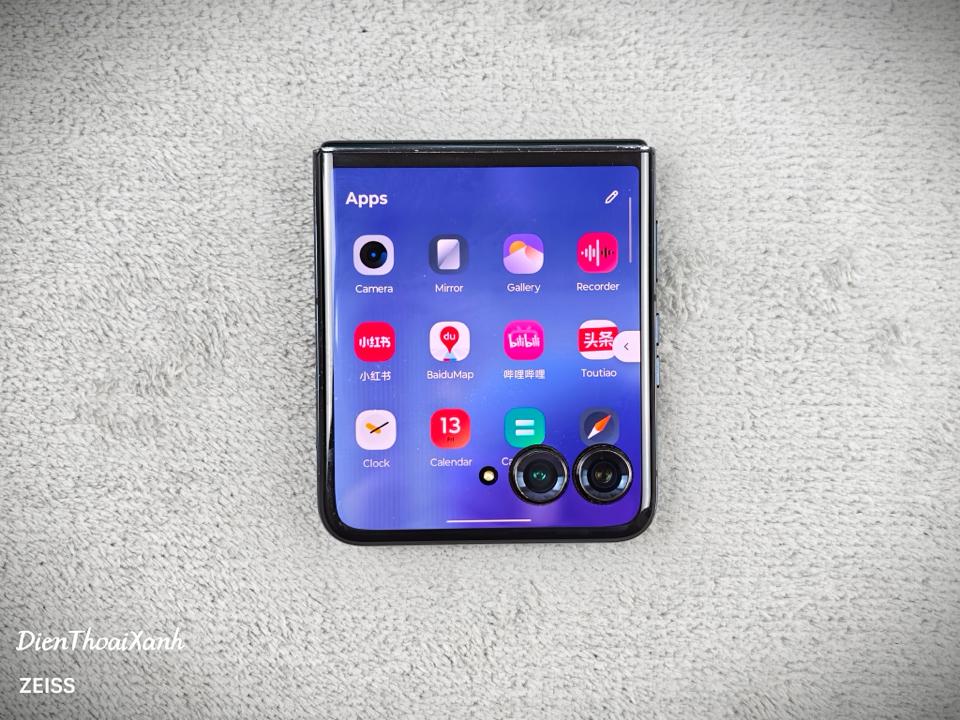 Motorola Razr 50 Ultra 12/256G - 64197-duoc-ban-tai-Điện Thoại Xanh