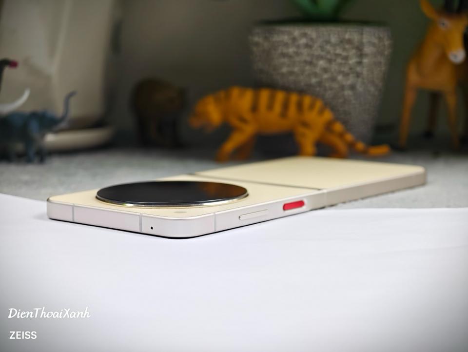 Nubia Flip 1 12/512G - 98013-duoc-ban-tai-Điện Thoại Xanh