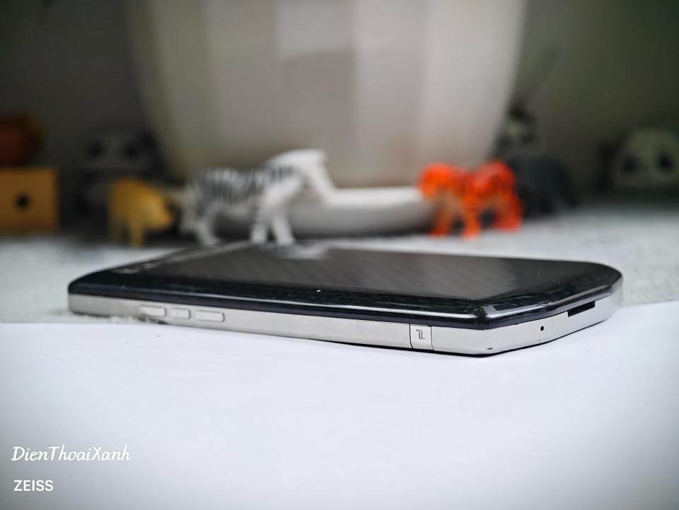 BlackBerry Porsche Design P9983 64G - 11709-duoc-ban-tai-Điện Thoại Xanh