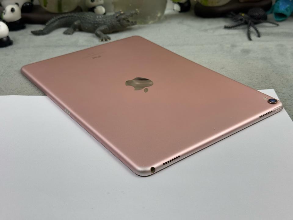 iPad Pro 10.5 64G 2017 - 6J28N-duoc-ban-tai-Điện Thoại Xanh