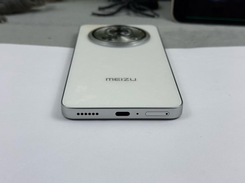 Meizu Lucky 08 8/256G - 06823-duoc-ban-tai-Điện Thoại Xanh