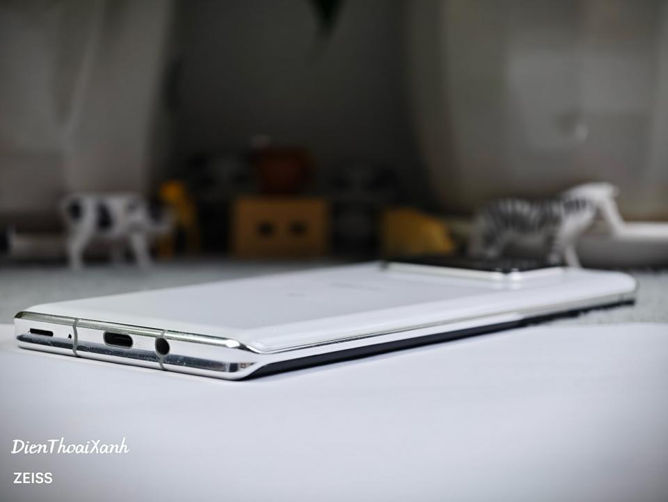 Sharp Aquos R6 12/128G - 71559-duoc-ban-tai-Điện Thoại Xanh
