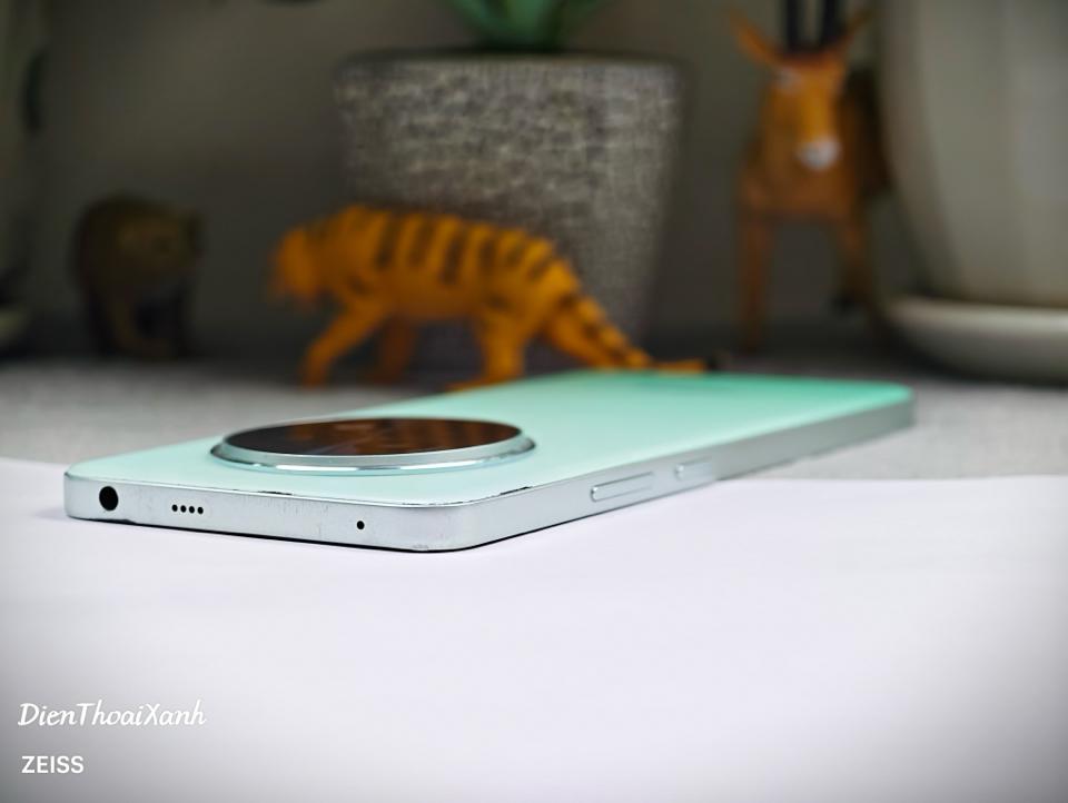 Realme 13 Pro 8/256G - 44935-duoc-ban-tai-Điện Thoại Xanh