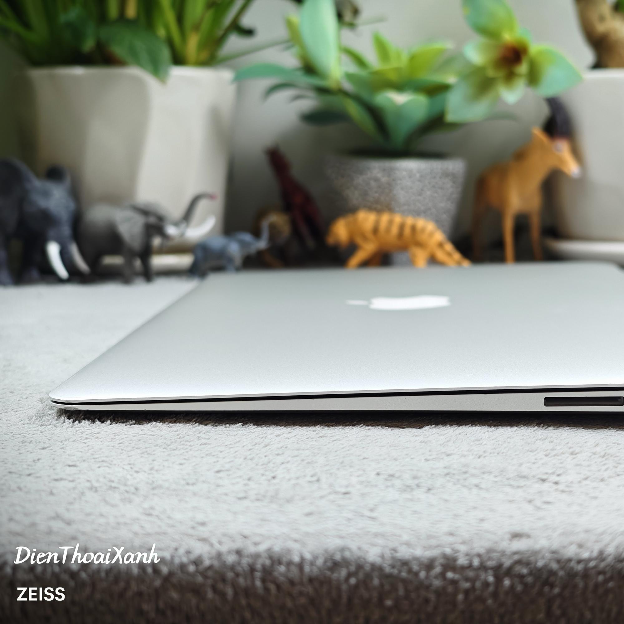 Macbook Air 13 inch 2015 8/128G - XH3QD-duoc-ban-tai-Điện Thoại Xanh