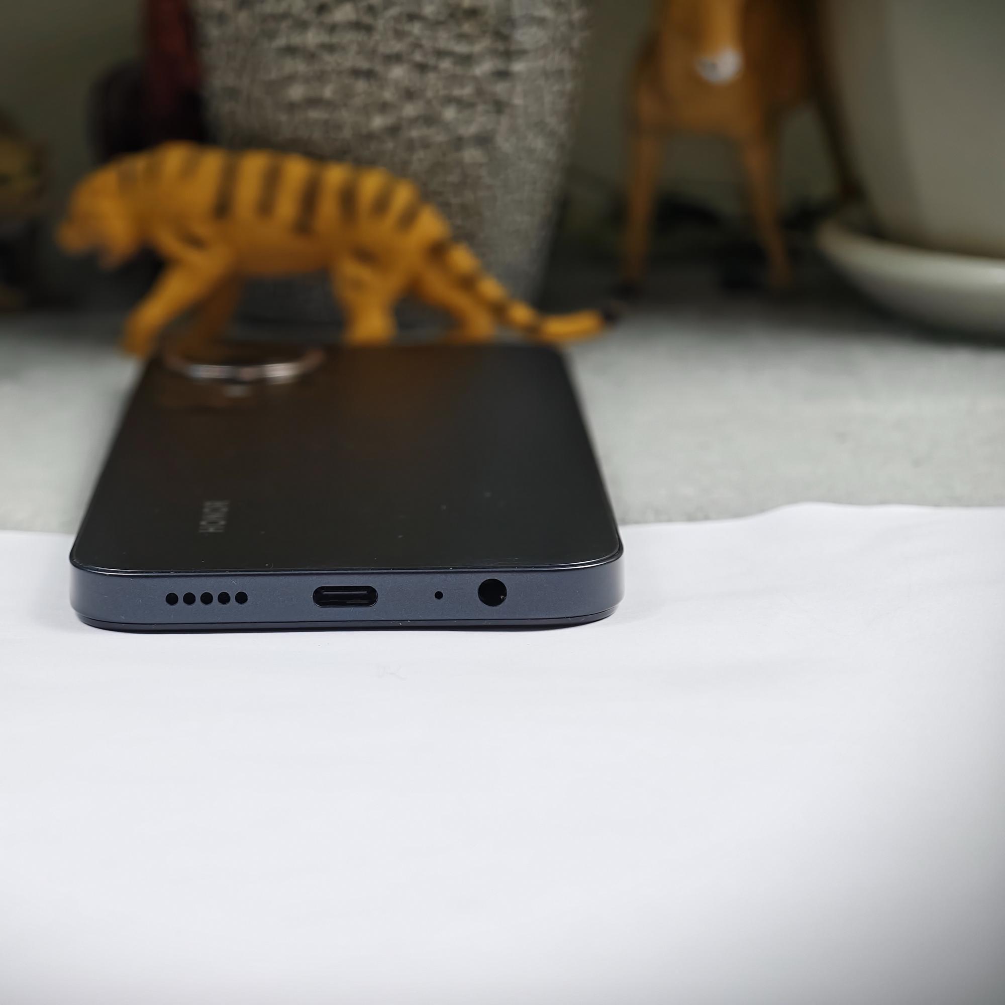 Honor Play 60 6/128G - 81097-duoc-ban-tai-Điện Thoại Xanh