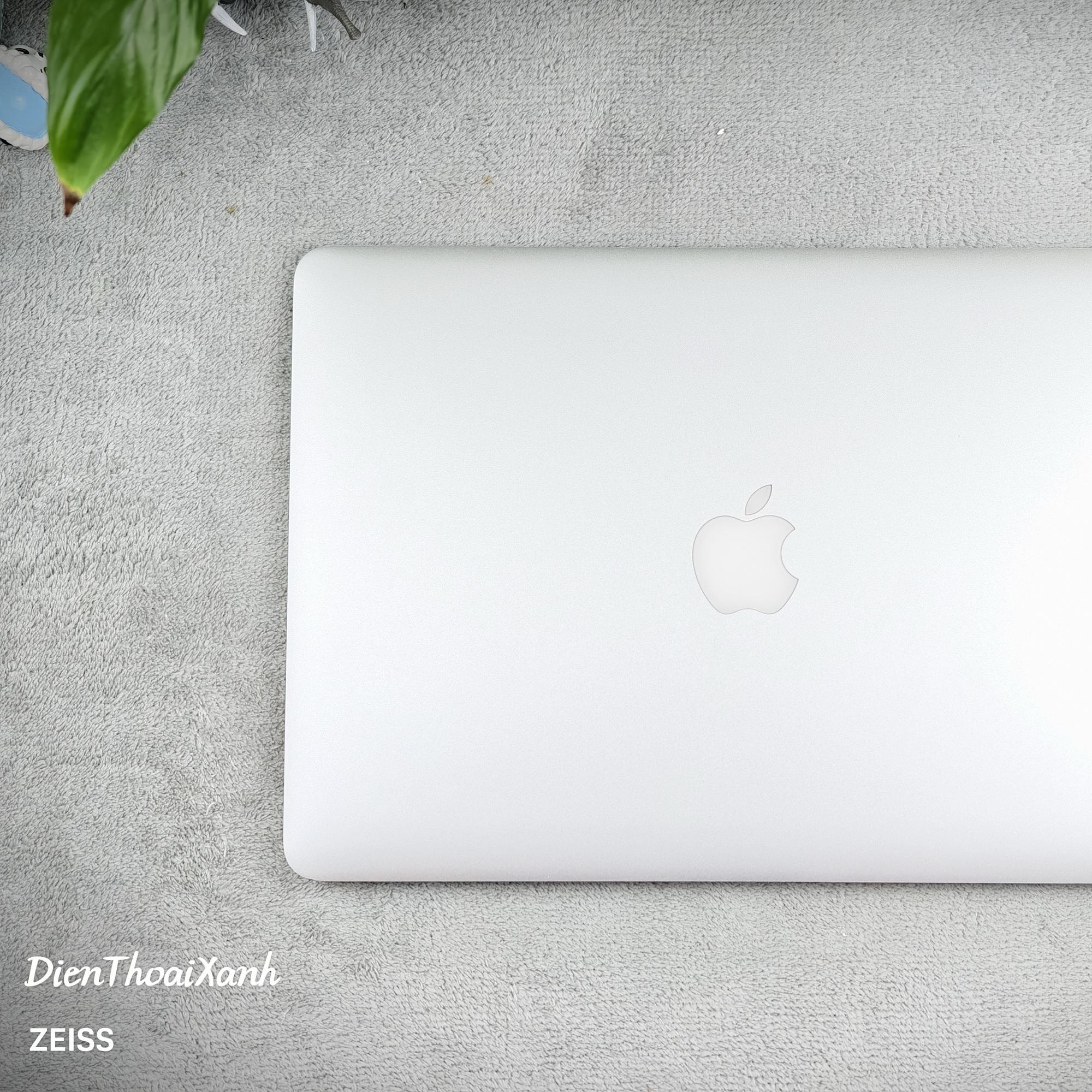 Macbook Air 13 2017 8/128G - TJ1WK-duoc-ban-tai-Điện Thoại Xanh