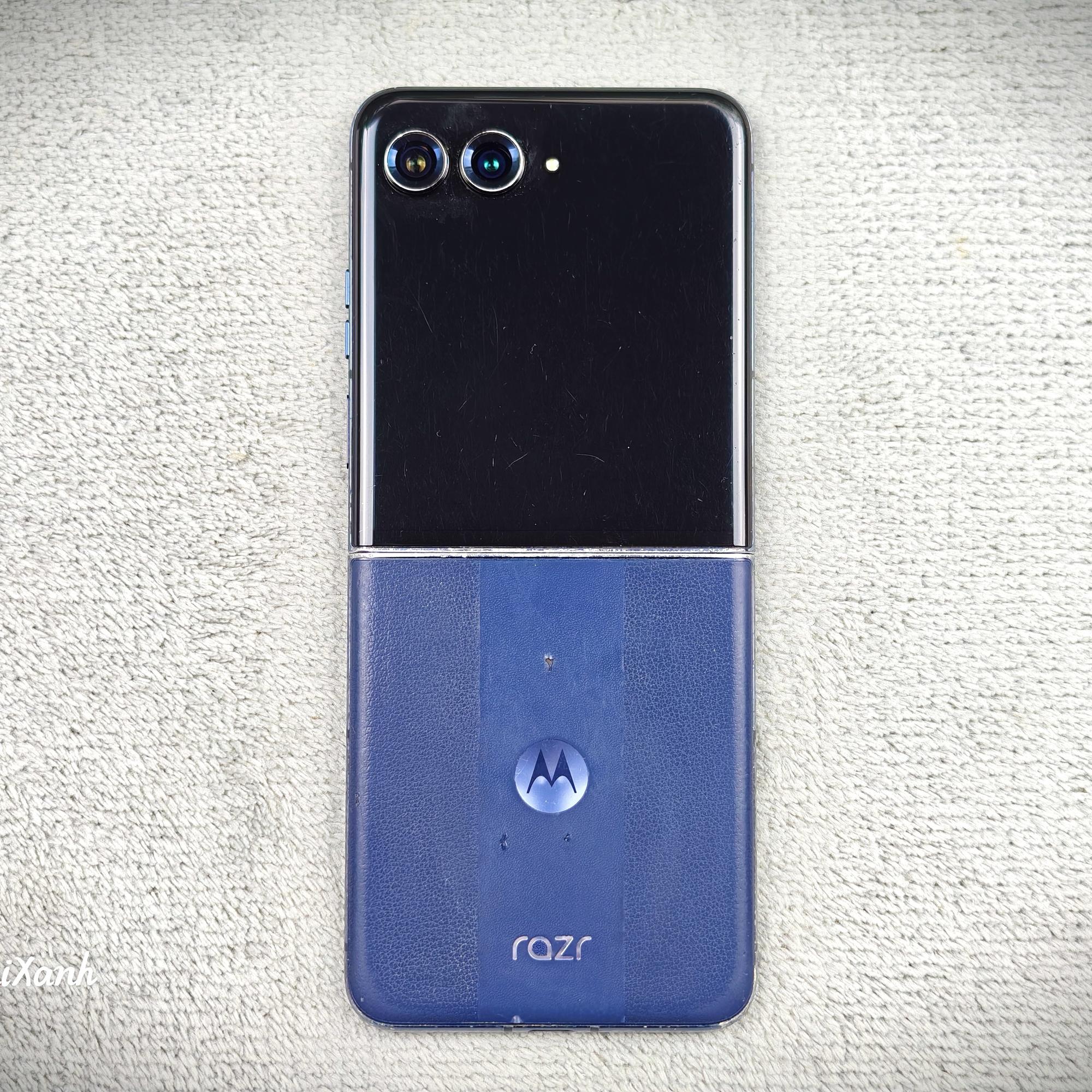 Moto Razr 50 Ultra 12/256G - 09293-duoc-ban-tai-Điện Thoại Xanh