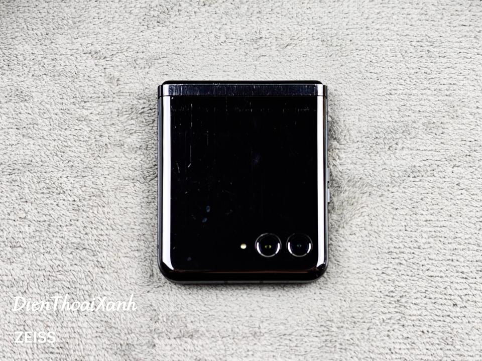 Moto Razr 40 Ultra 8/256G - 63553-duoc-ban-tai-Điện Thoại Xanh