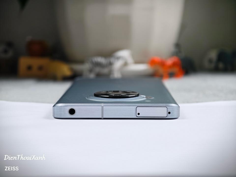 Sharp Aquos R7 12/256G - 36371-duoc-ban-tai-Điện Thoại Xanh