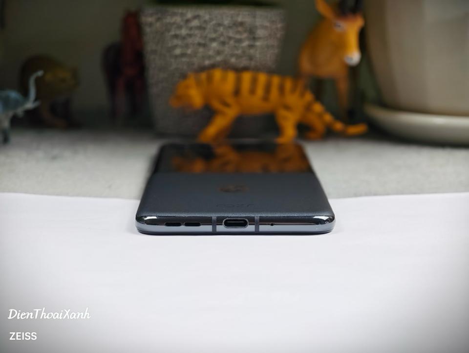 Moto Razr 40 Ultra 8/256G - 85933-duoc-ban-tai-Điện Thoại Xanh