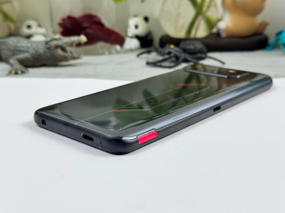 Asus ROG Phone 6 12/128G - 66774-duoc-ban-tai-Điện Thoại Xanh