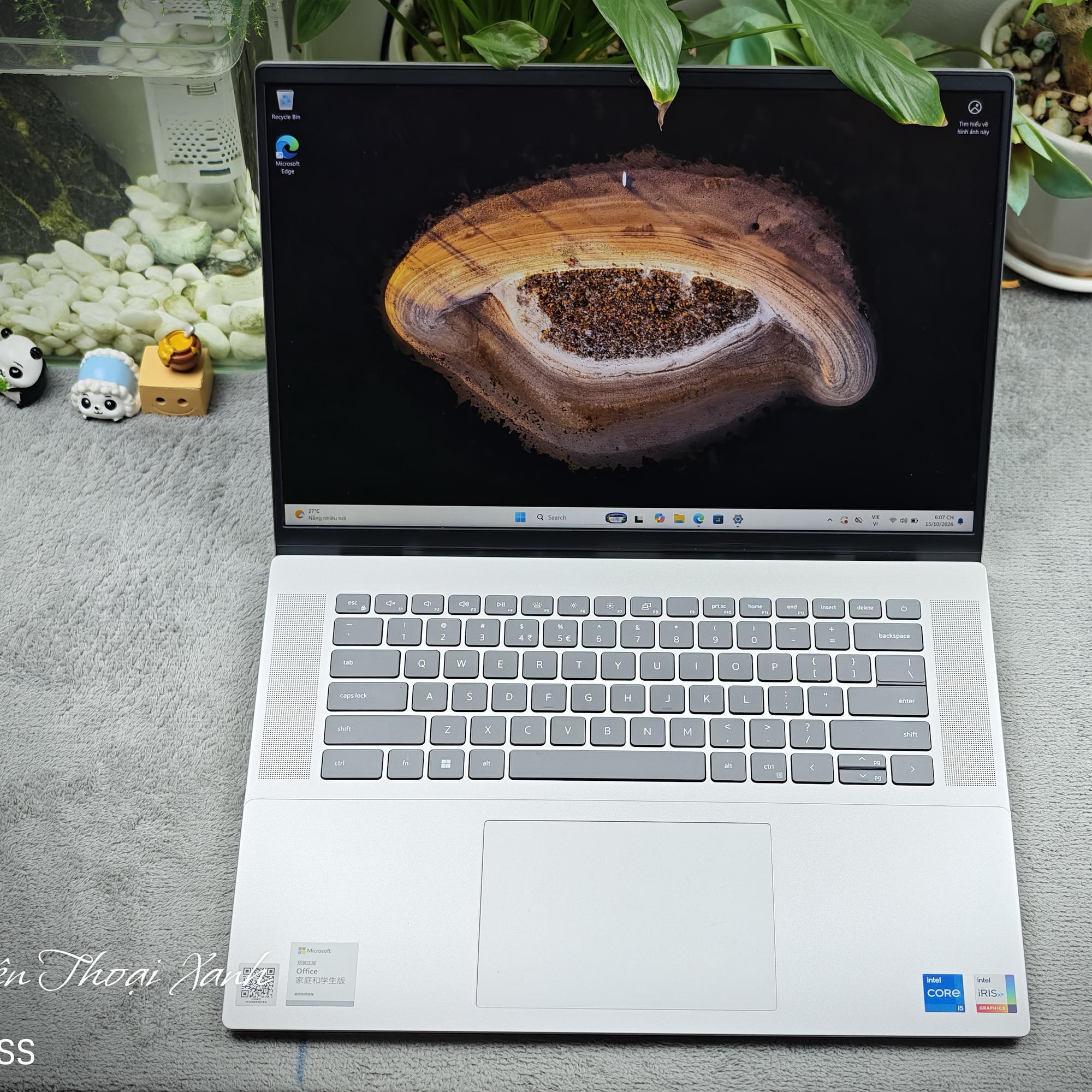 Dell Inspiron 16 5620 16/512G - XRPL3-duoc-ban-tai-Điện Thoại Xanh