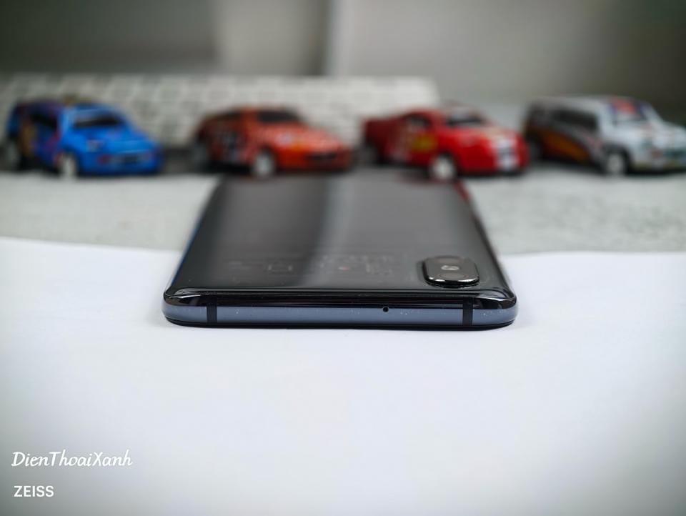 Xiaomi 8 UD 6/128G - 62038-duoc-ban-tai-Điện Thoại Xanh