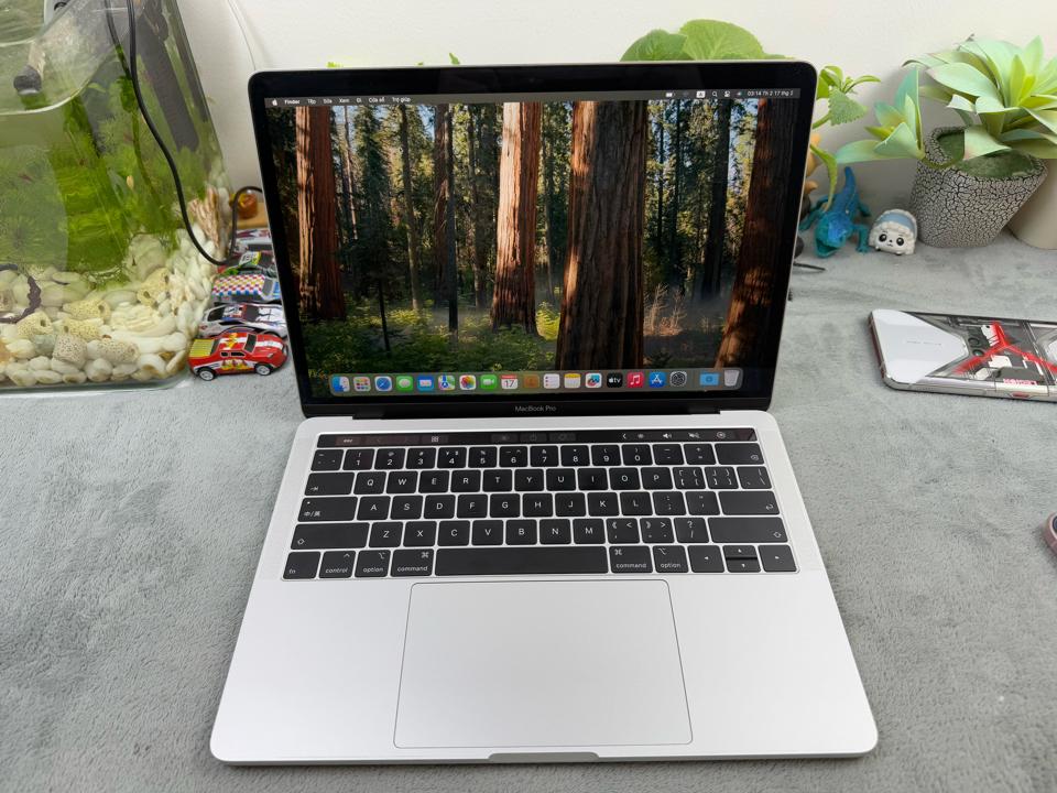 Macbook Pro 2019 16/256G 13 inch - SL416-duoc-ban-tai-Điện Thoại Xanh