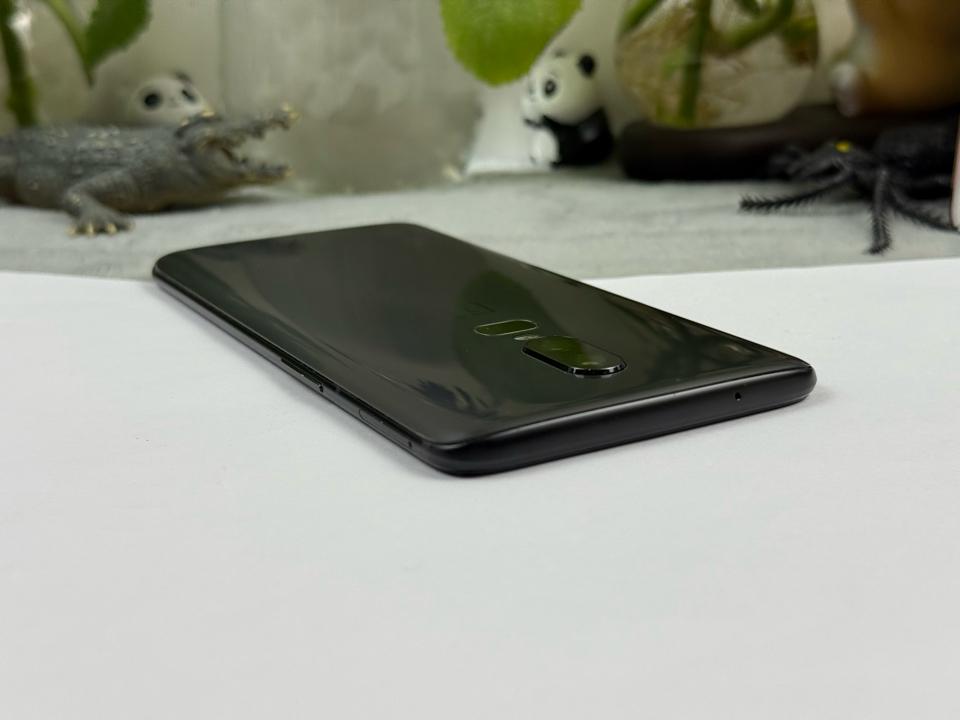 OnePlus 6 6/64G - 68830-duoc-ban-tai-Điện Thoại Xanh